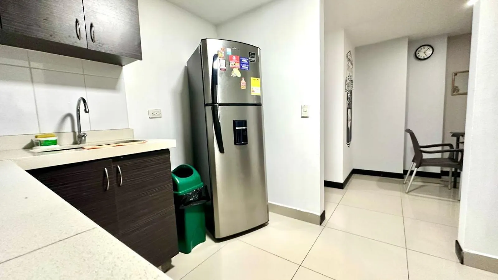 Apto Moderno en Laureles Medellín Colombia