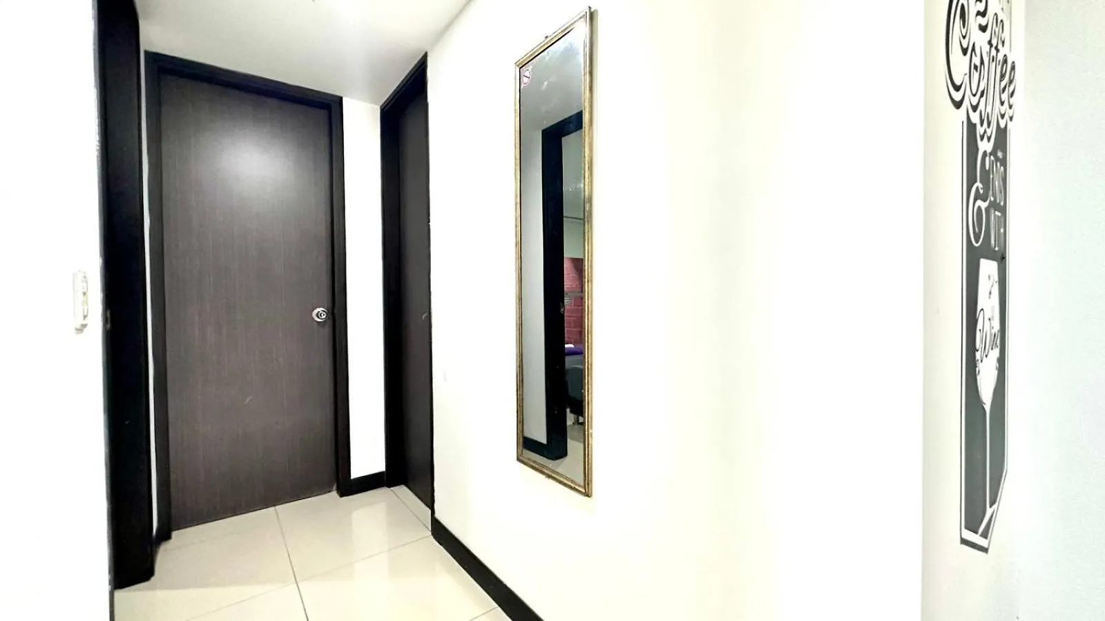 Apto Moderno en Laureles Medellín